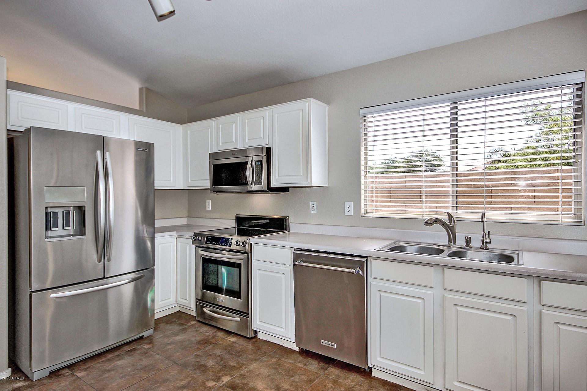 4012 East Jojoba Road Phoenix, AZ 85044 - Photo 10 of 41 0033-Jojoba (5)