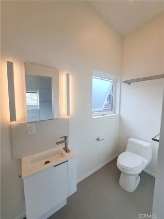 $2,750 | 163 North Garden Street, Ventura, CA 93001