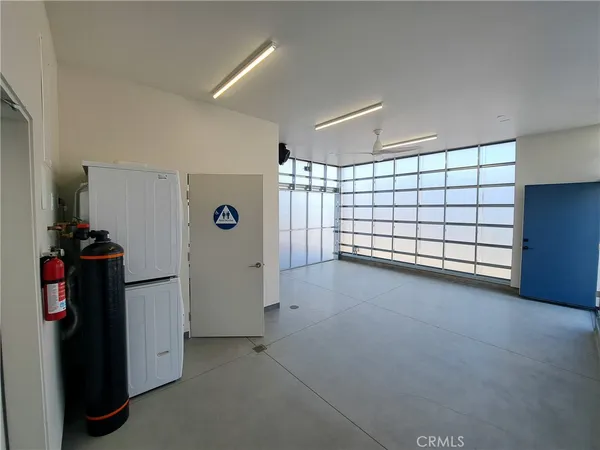 $2,750 | 163 North Garden Street, Ventura, CA 93001