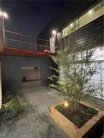 $2,750 | 163 North Garden Street, Ventura, CA 93001