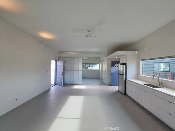 $2,750 | 163 North Garden Street, Ventura, CA 93001