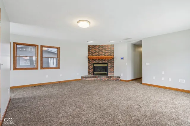 $274,495 | 1751 East Main Street, Greenfield, IN 46140