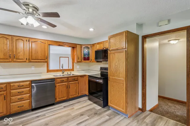 $274,495 | 1751 East Main Street, Greenfield, IN 46140