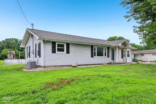 $274,495 | 1751 East Main Street, Greenfield, IN 46140