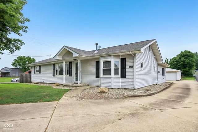 $274,495 | 1751 East Main Street, Greenfield, IN 46140