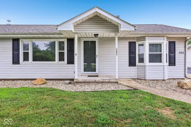 $274,495 | 1751 East Main Street, Greenfield, IN 46140