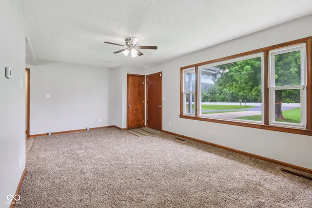 $274,495 | 1751 East Main Street, Greenfield, IN 46140