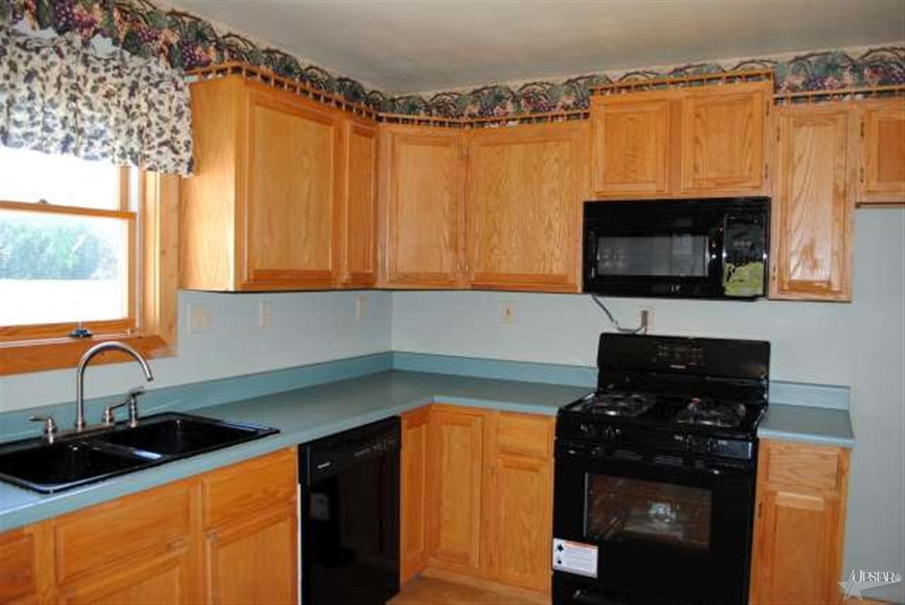 6782 County Road 44 Butler, IN 46721 - Photo 5 of 30