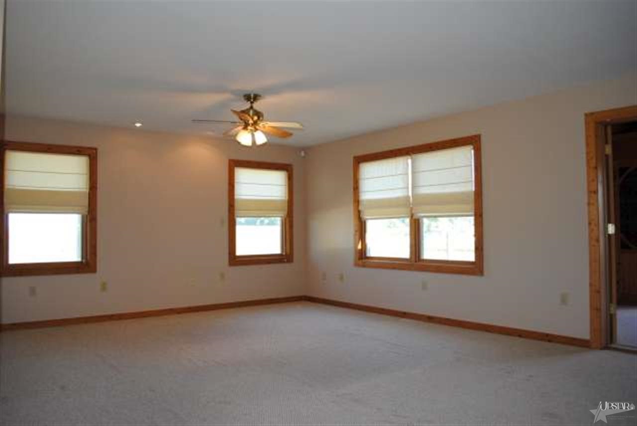6782 County Road 44 Butler, IN 46721 - Photo 7 of 30