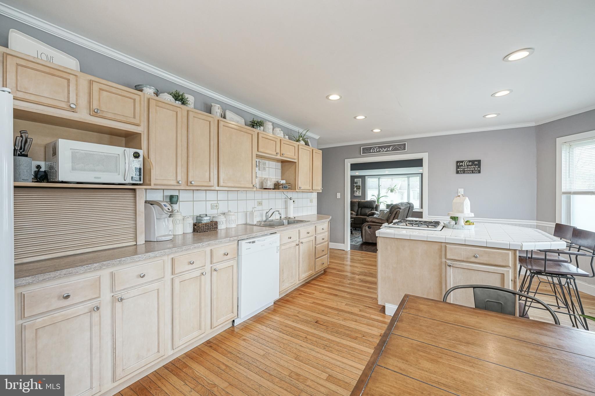 521 South Forklanding Road Maple Shade, NJ 08052 - Photo 13 of 34