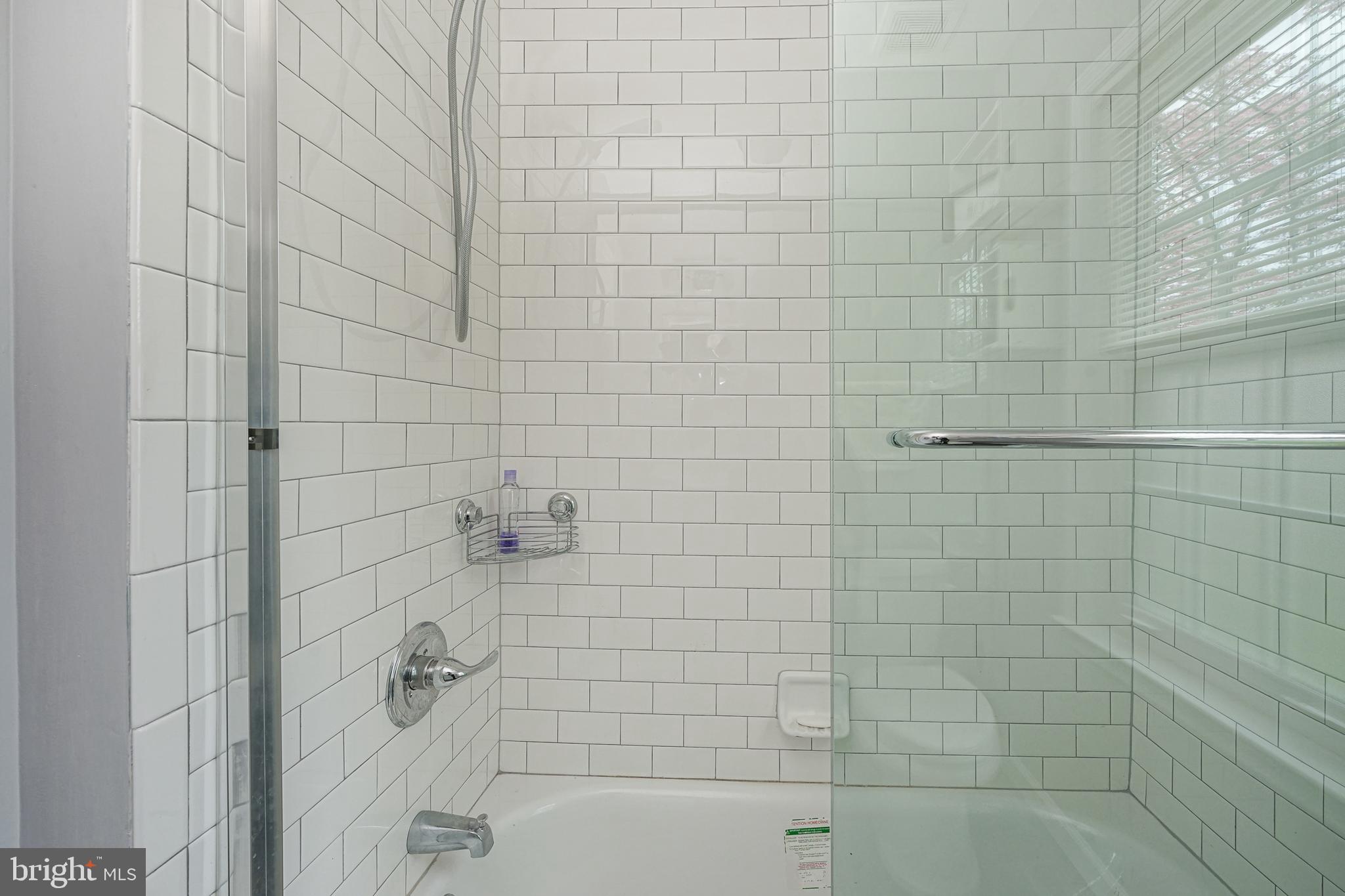 521 South Forklanding Road Maple Shade, NJ 08052 - Photo 17 of 34