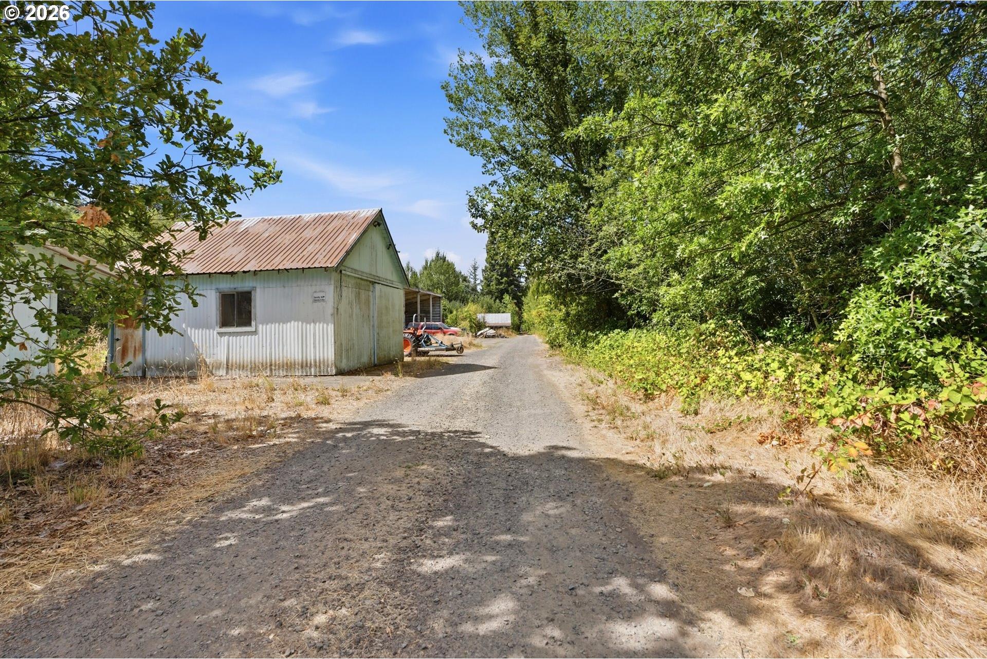 17433 Marsh Road Northeast Woodburn, OR 97071 - Photo 32 of 39 Gallery Image 32