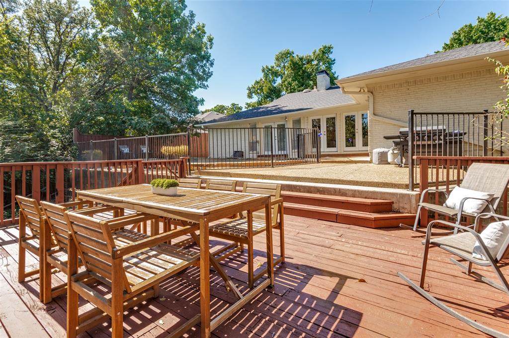 404 Brookglen Place Richardson, TX 75080 - Photo 4 of 40