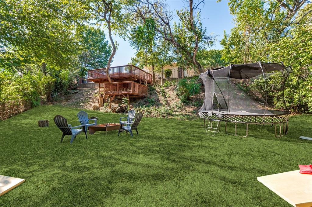 404 Brookglen Place Richardson, TX 75080 - Photo 7 of 40