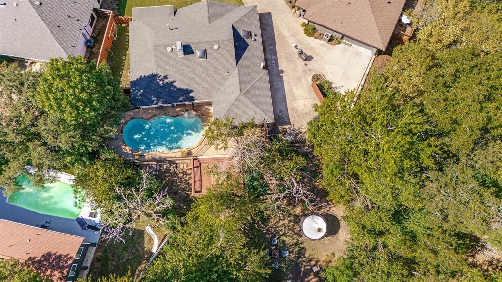 404 Brookglen Place Richardson, TX 75080 - Photo 8 of 40