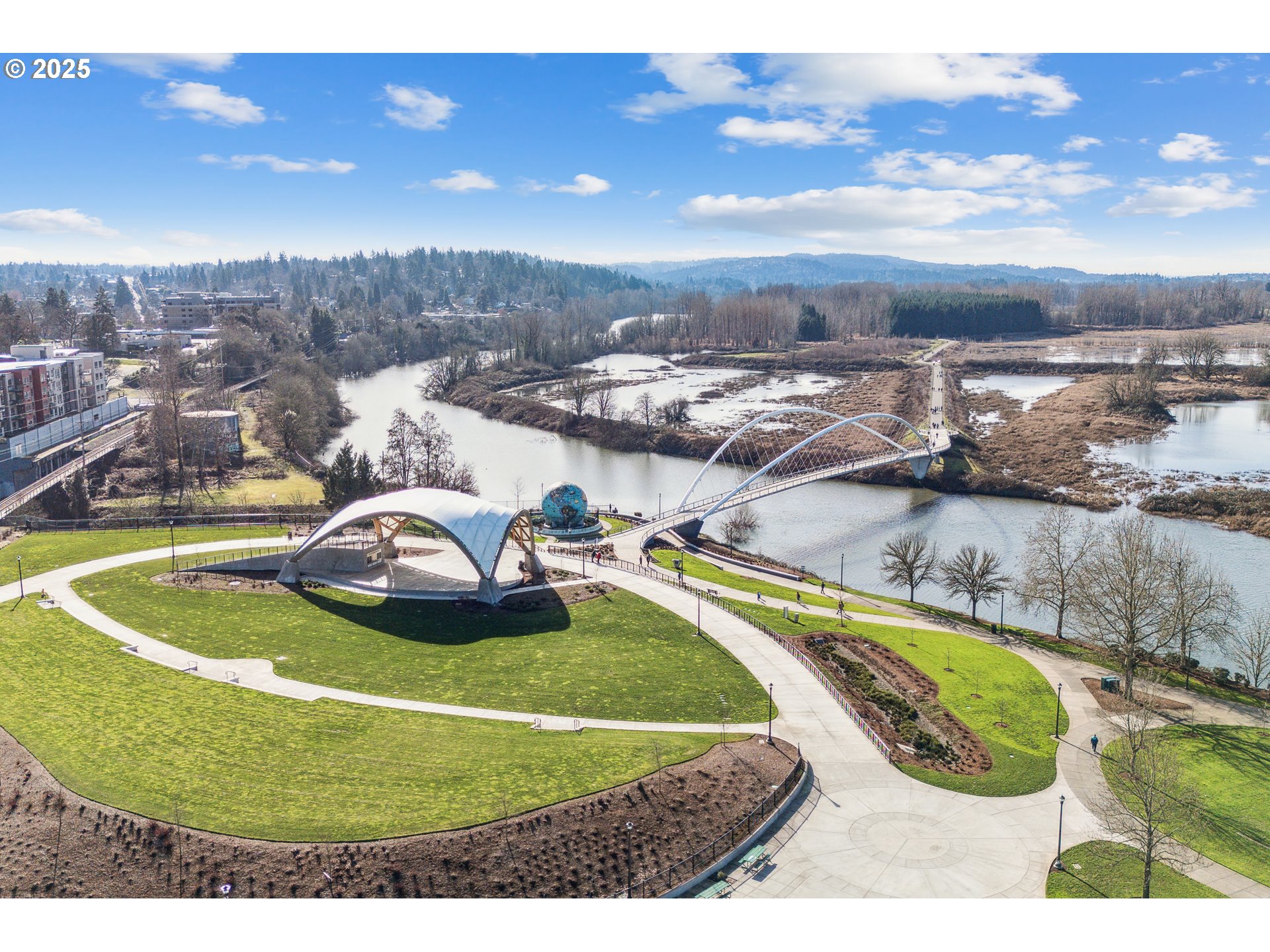 2642 Mount St Helens Avenue Southeast Salem, OR 97302 - Photo 19 of 19 a view of a swimming pool with a yard