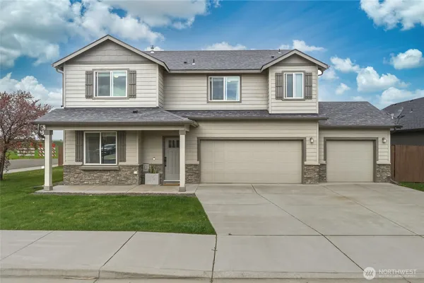 $539,900 | 1470 Southwest Greeley Street, College Place, WA 99324
