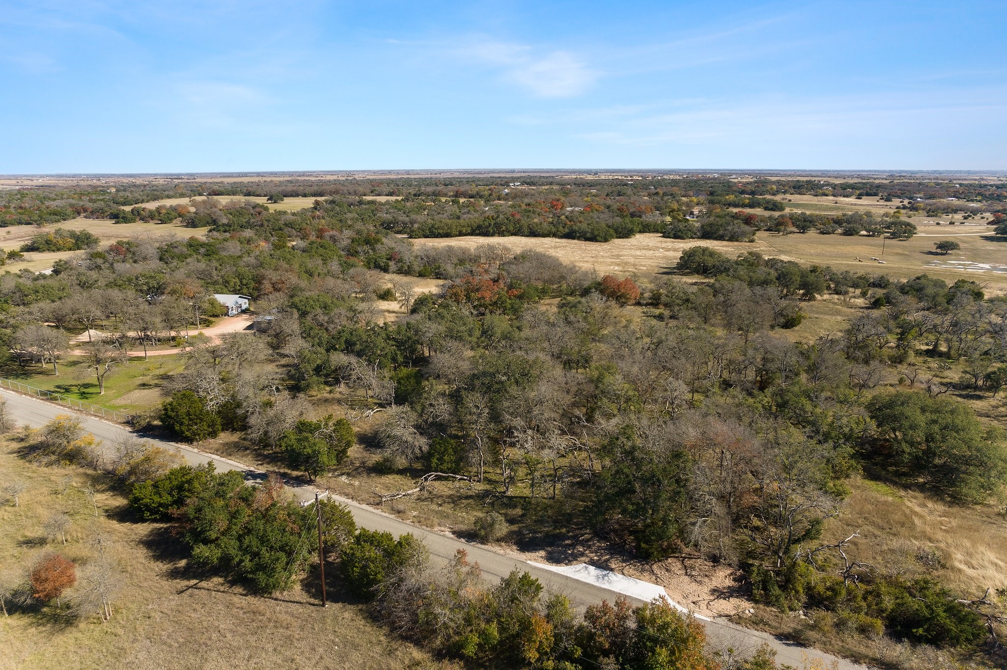 102 County Road 156 Georgetown, TX 78626 - Photo 9 of 11