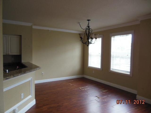 6556 West Sample Road, Unit B17 Coral Springs, FL 33067 - Photo 5 of 24 Dining Room