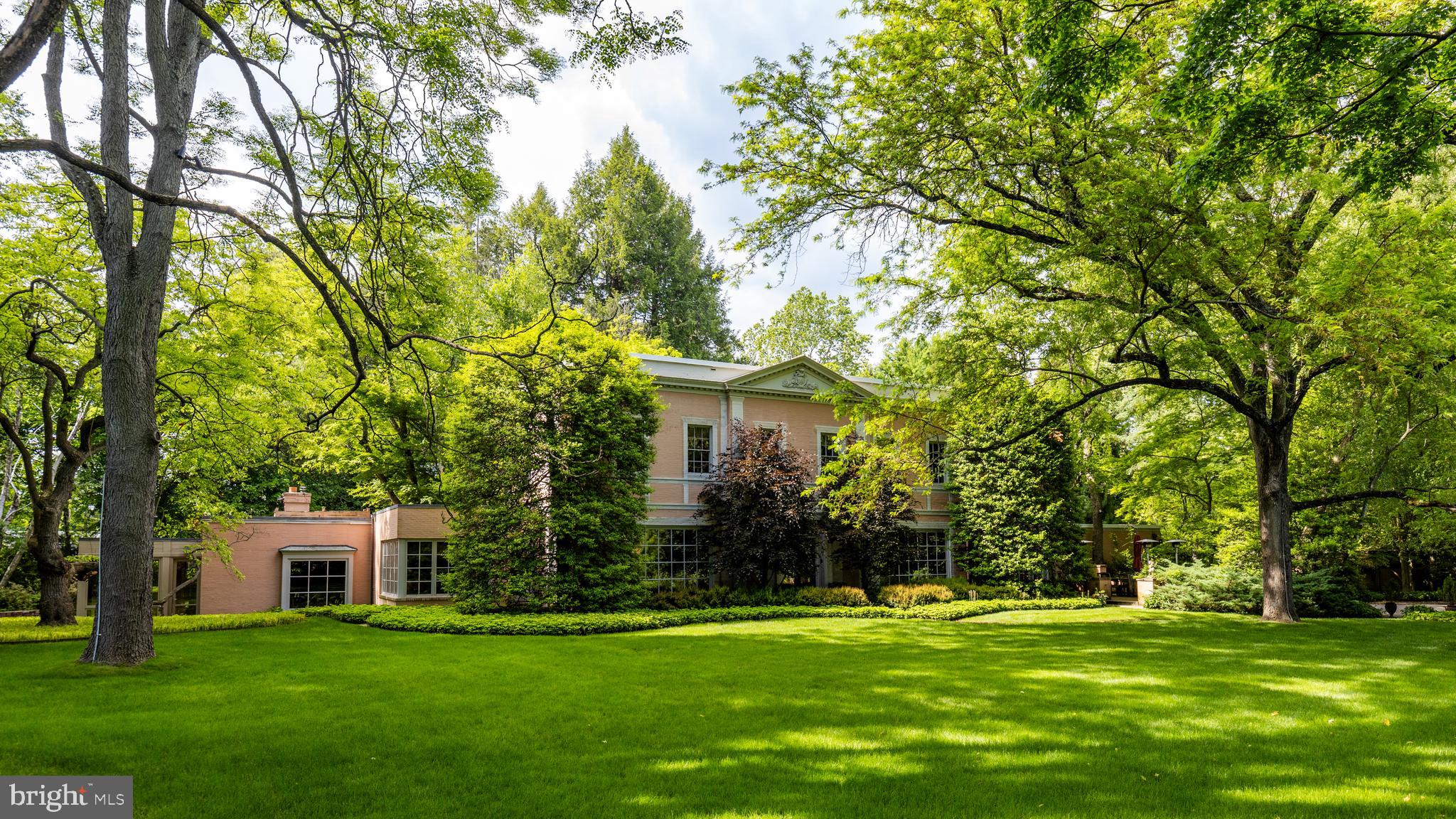 340 Fishers Road Bryn Mawr, PA 19010 - Photo 2 of 35 Gallery Image 2