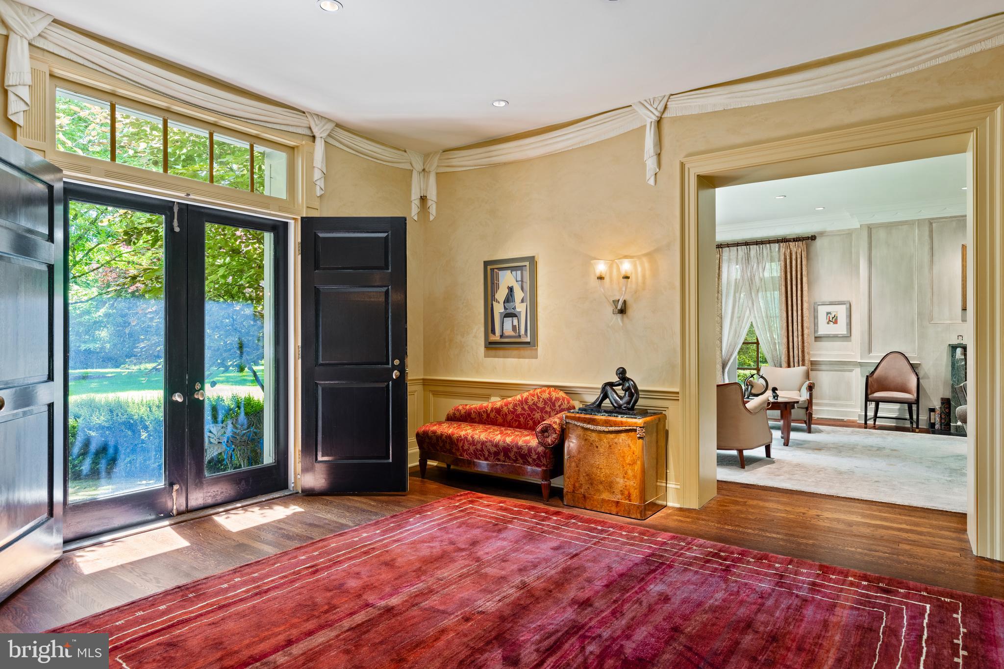 340 Fishers Road Bryn Mawr, PA 19010 - Photo 5 of 35 Gallery Image 5
