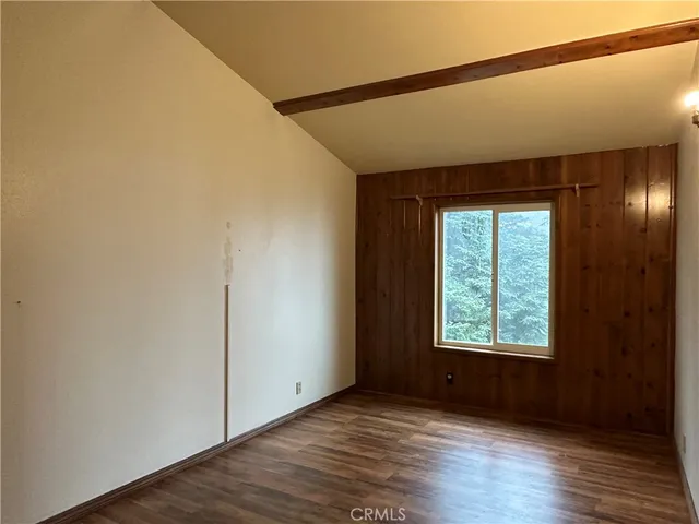 $1,800 | 897 Bear Springs Road, Twin Peaks, CA 92391