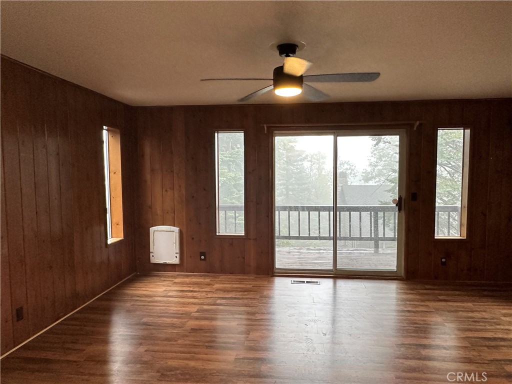 897 Bear Springs Road Twin Peaks, CA 92391 - Photo 2 of 16