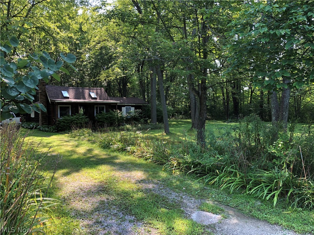 4056 Austin Road Geneva, OH 44041 - Photo 4 of 27
