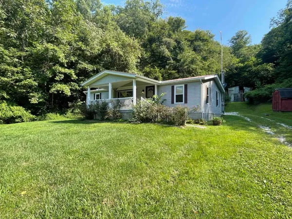 $179,900 | 1621 Daveys Run, Grayson, KY 41143
