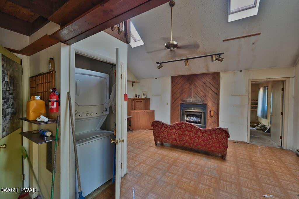398 Northgate Road Lake Ariel, PA 18436 - Photo 3 of 19