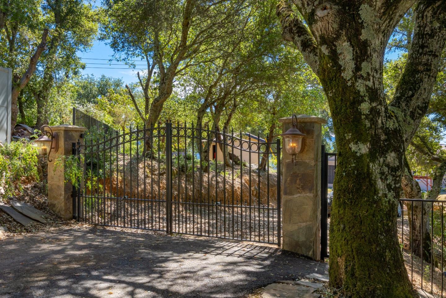 19375 Montevina Road Los Gatos, CA 95033 - Photo 30 of 35