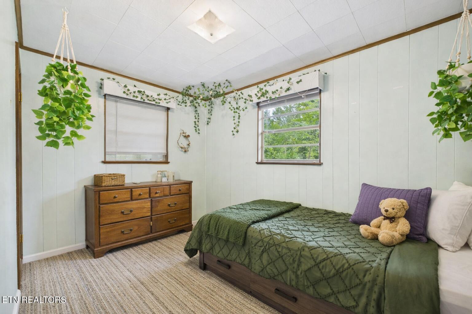 440 Swan Pond Cir Road Harriman, TN 37748 - Photo 13 of 17 Main Lvl Bedroom #1 SP