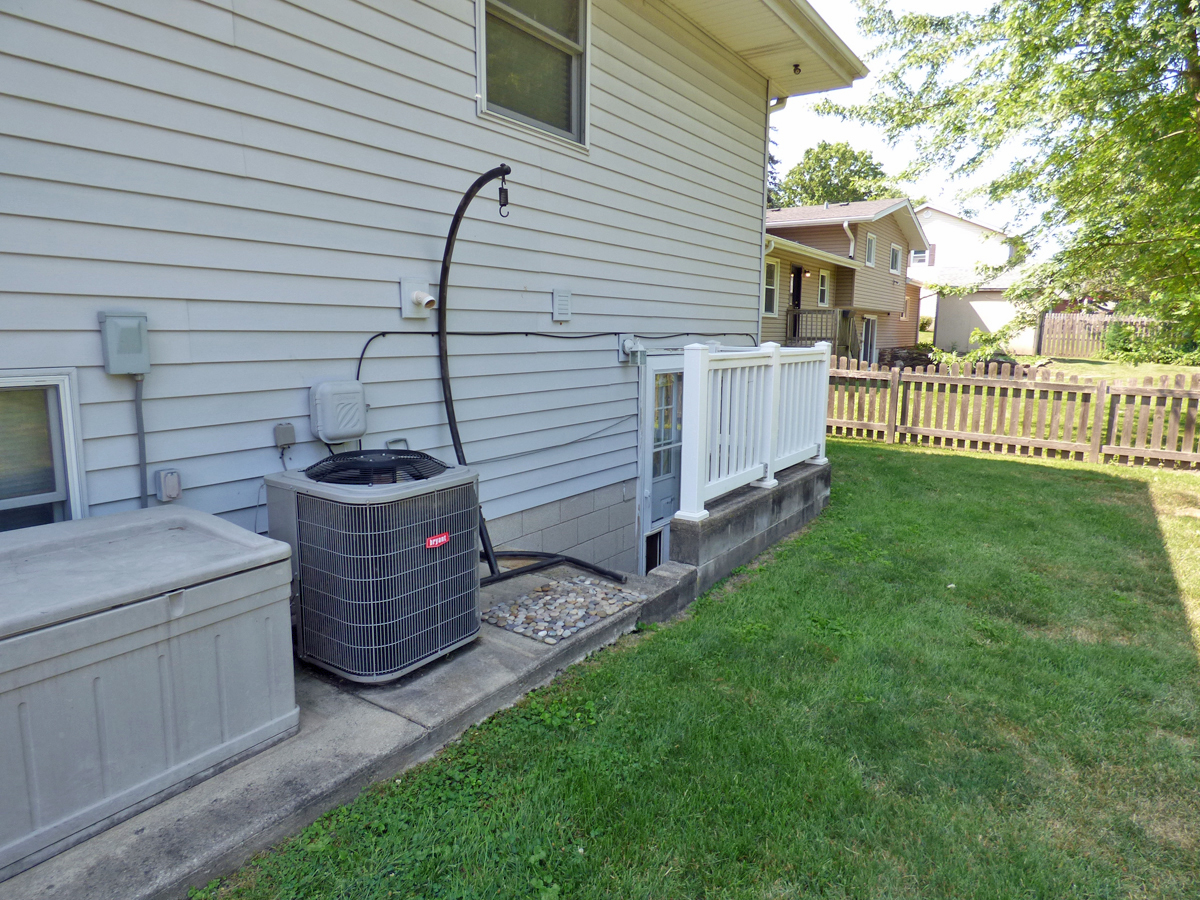 2S411 Riverside Avenue Warrenville, IL 60555 - Photo 44 of 52 Gallery Image 44