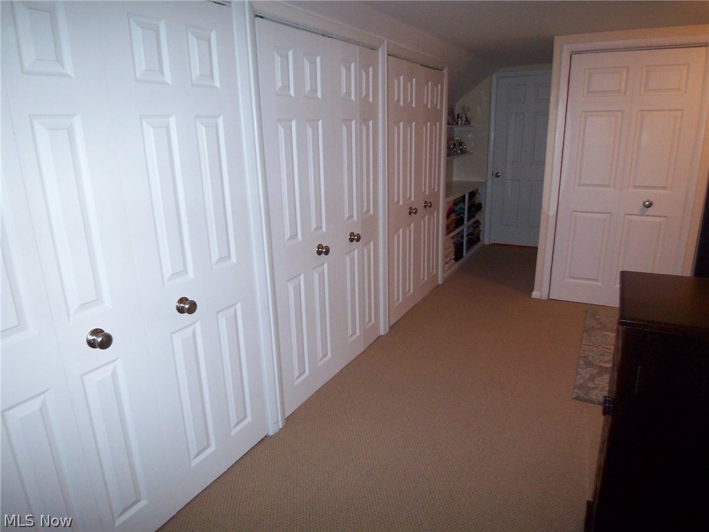 1393 Haverston Road Lyndhurst, OH 44124 - Photo 18 of 24
