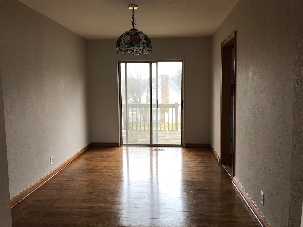 6105 East Pea Ridge Road Huntington, WV 25705 - Photo 4 of 14 Gallery Image 4