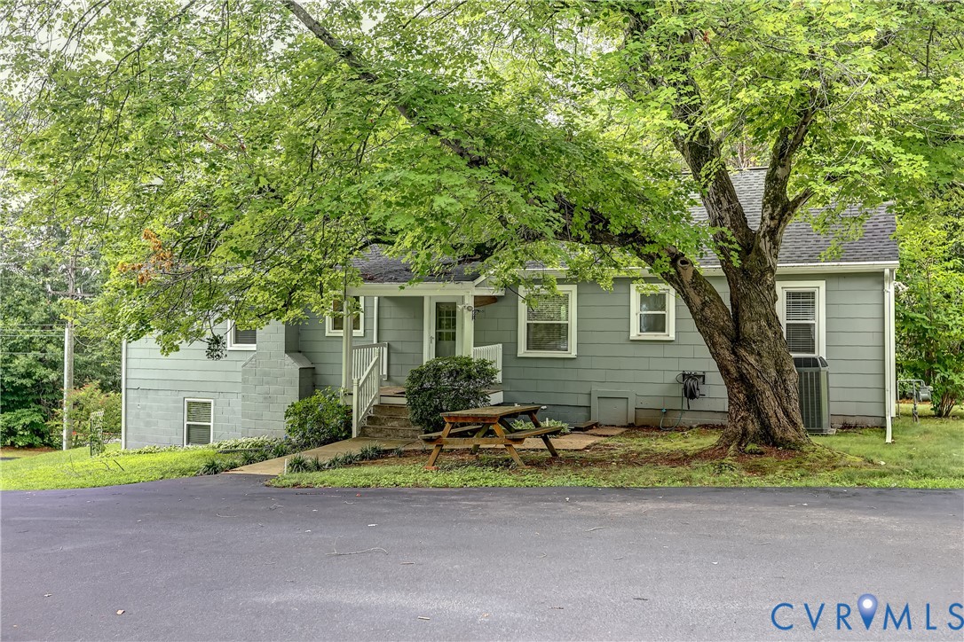 9520 West Providence Road Chesterfield, VA 23236 - Photo 27 of 37 Gallery Image 27