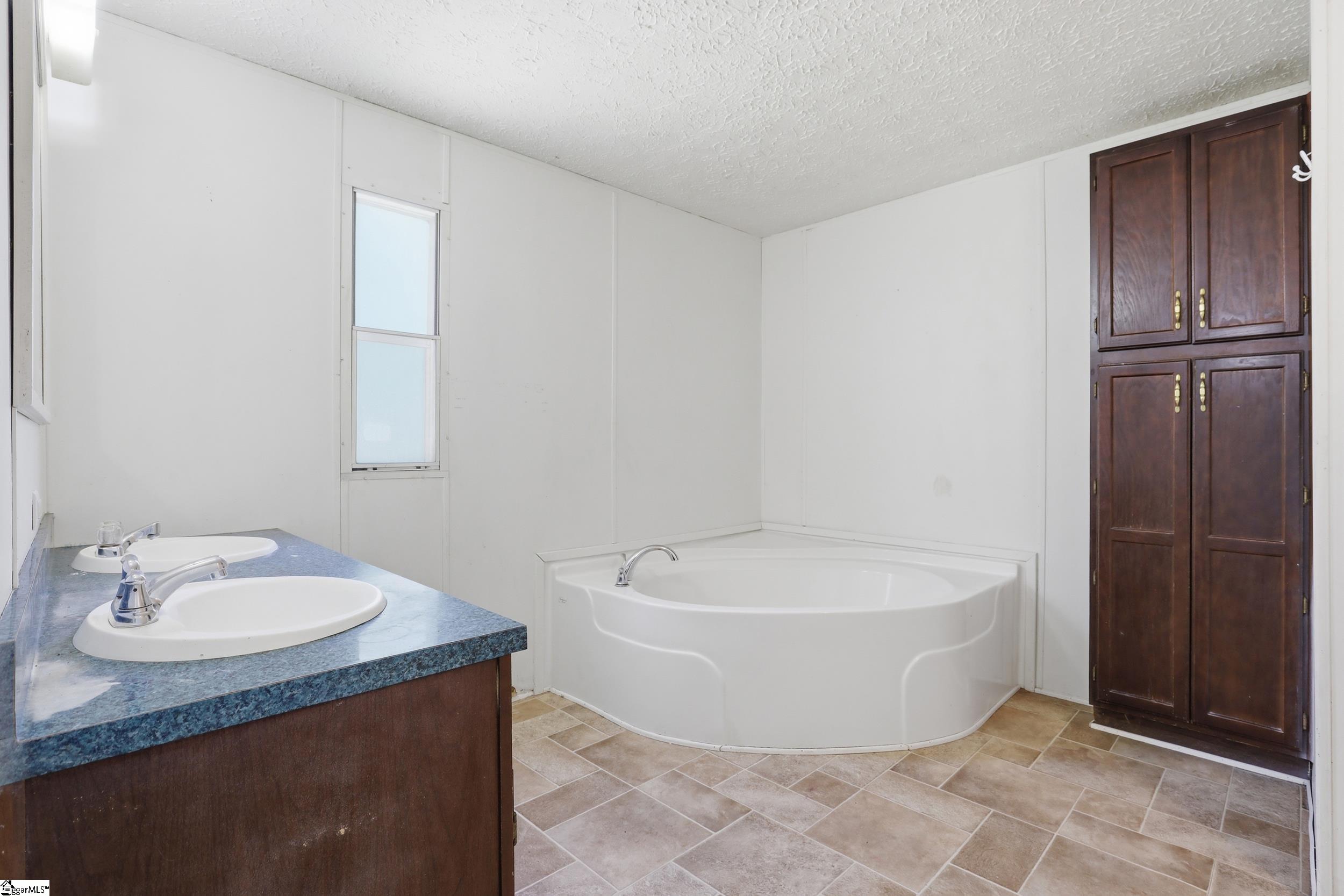 1171 Old Pelzer Road Piedmont, SC 29673 - Photo 8 of 24
