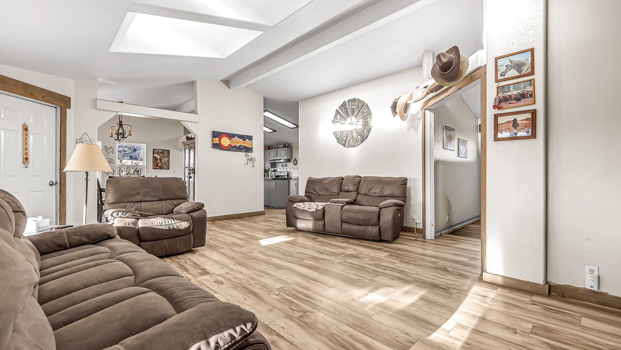 201 Dj Road Rifle, CO 81650 - Photo 5 of 42