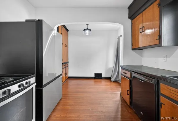 $330,000 | 121 Ridgewood Road, Buffalo, NY 14220