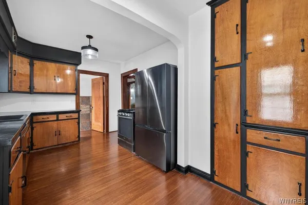 $330,000 | 121 Ridgewood Road, Buffalo, NY 14220