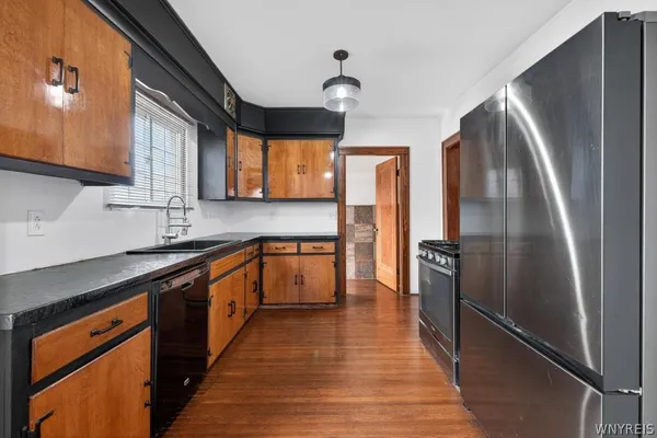 $330,000 | 121 Ridgewood Road, Buffalo, NY 14220