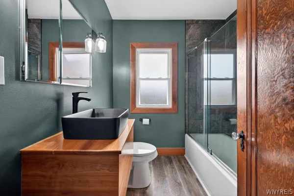 $330,000 | 121 Ridgewood Road, Buffalo, NY 14220