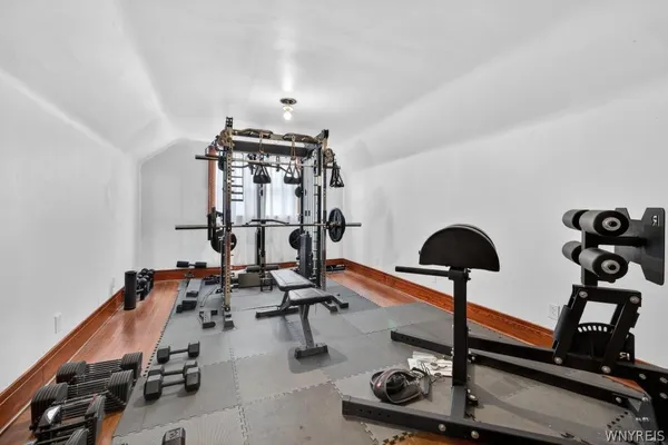 $330,000 | 121 Ridgewood Road, Buffalo, NY 14220