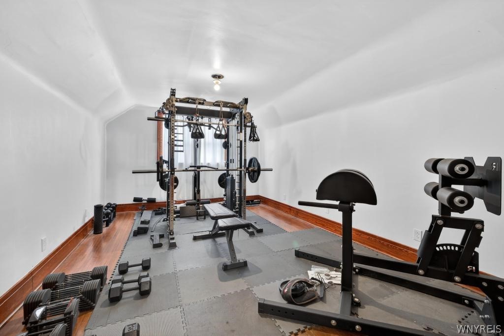 121 Ridgewood Road Buffalo, NY 14220 - Photo 19 of 25