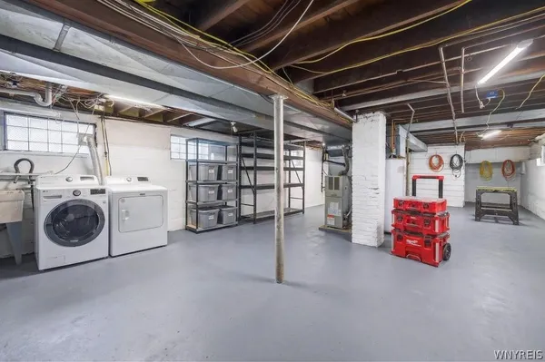 $330,000 | 121 Ridgewood Road, Buffalo, NY 14220