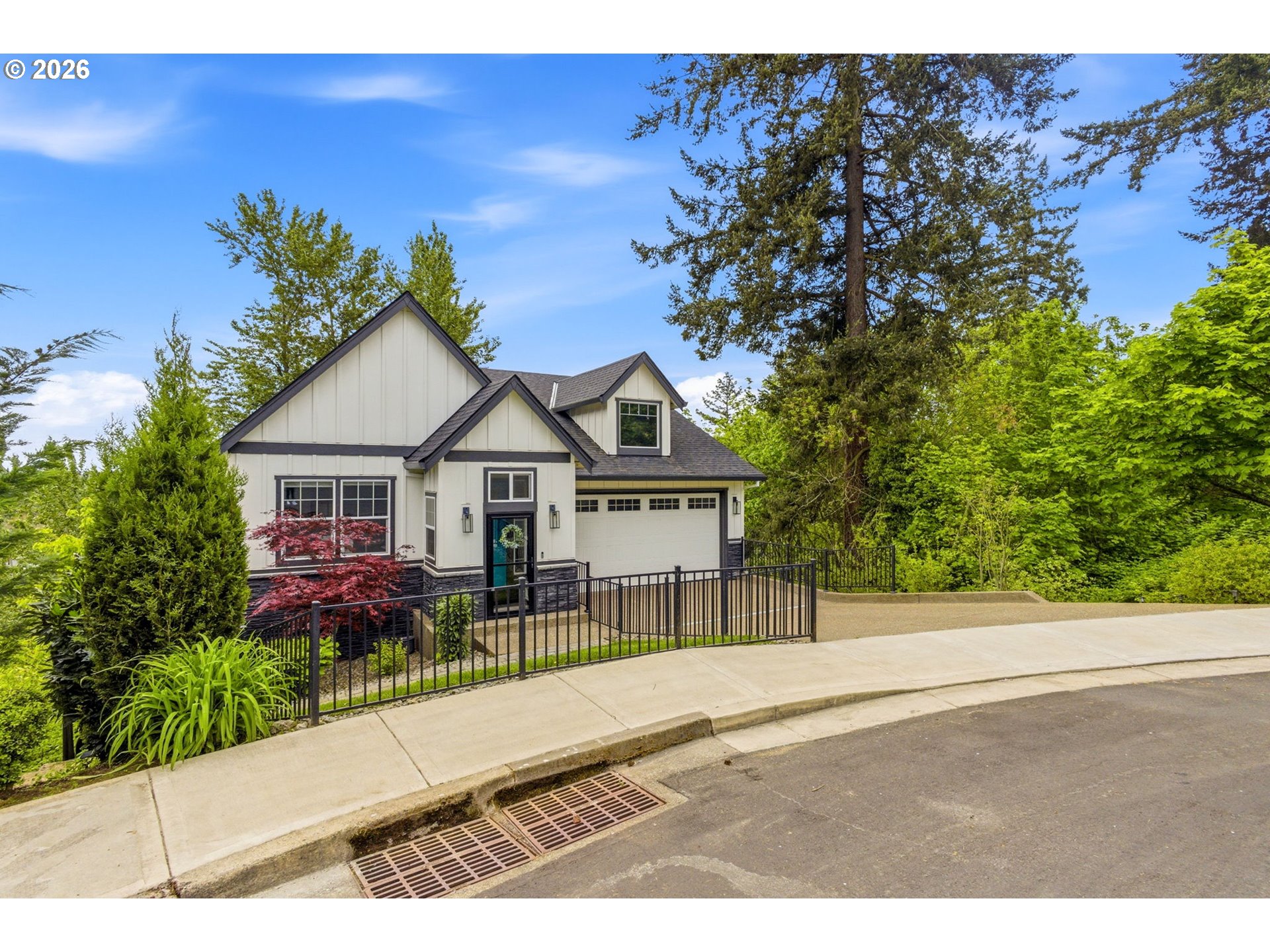 1372 Overview Street Northwest Salem, OR 97304 - Photo 3 of 45 a house view with a garden space