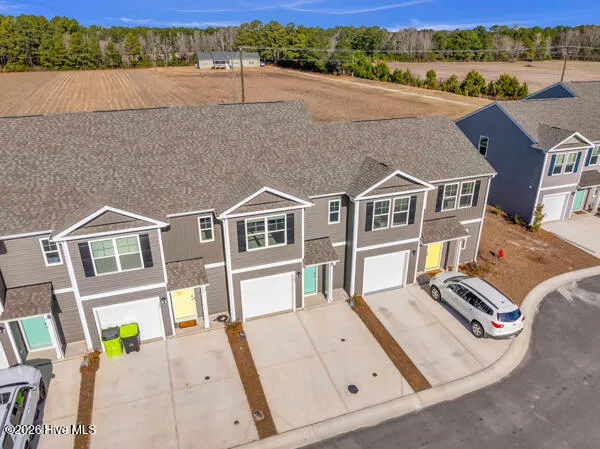$2,100 | 109 North Grassland Road, Surf City, NC 28445