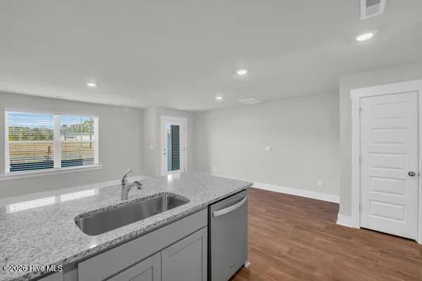 $2,100 | 109 North Grassland Road, Surf City, NC 28445