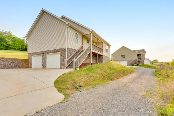 $344,900 | 352 Hungry Hollow Road Southeast, Cleveland, TN 37323