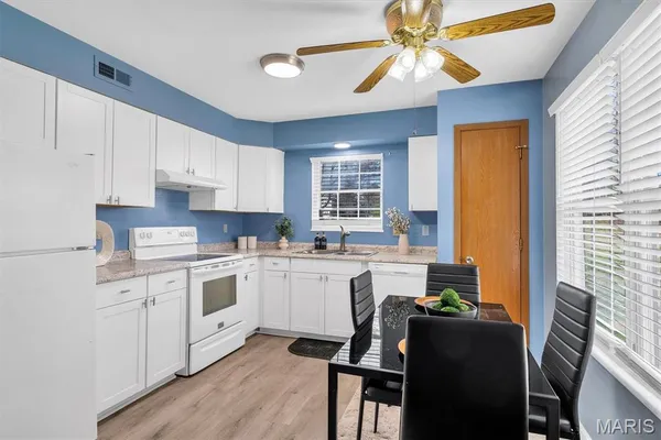 $149,999 | 154 Old Buggy Court, Unit A, St. Charles, MO 63304